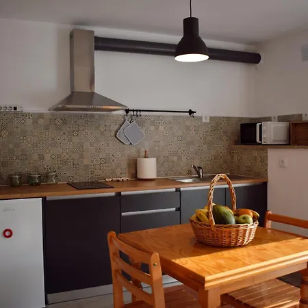 Casas Ti Flores * Sabugal